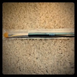 Younique Cream Shadow Brush